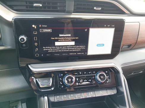 Certified 2026 GMC Sierra 1500 Denali Ultimate w/ LPO, Black Badging Package AWD/4WD image 18