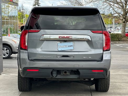 Used 2022 GMC Yukon XL SLE AWD/4WD image 4