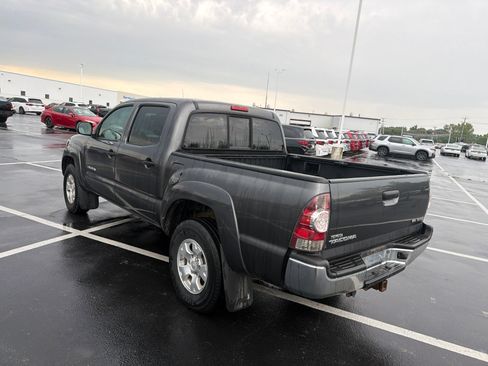 Used 2011 Toyota Tacoma 4x4 Double Cab w/ SR5 Pkg #2 image 5