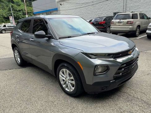 Certified 2021 Chevrolet TrailBlazer LS FWD image 2
