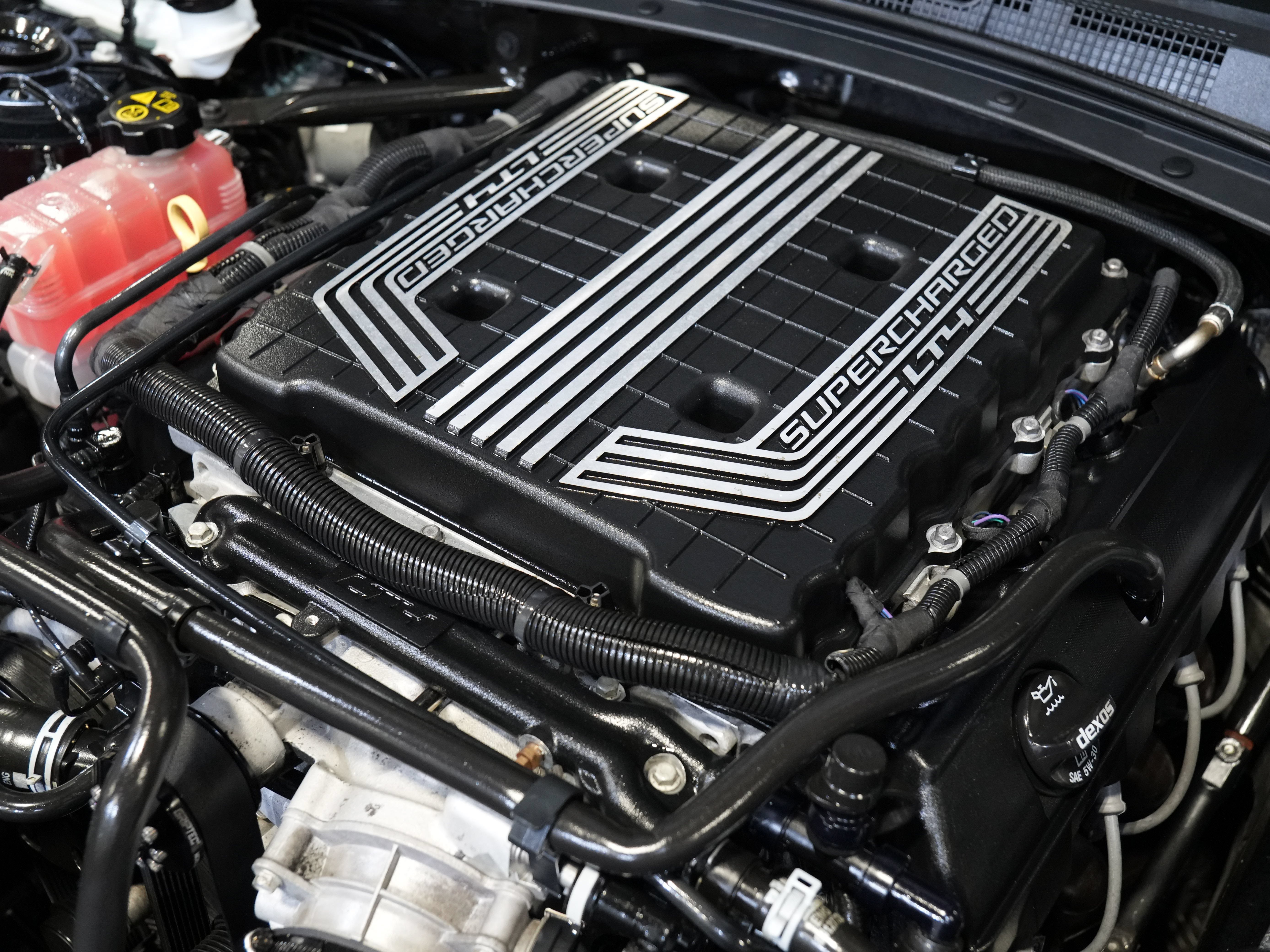 Used 2018 Chevrolet Camaro ZL1 RWD image 43