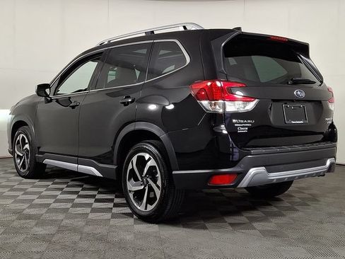 Used 2023 Subaru Forester Touring w/ Popular Package #2 AWD/4WD image 7