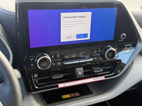 New 2026 Toyota Highlander Limited image 23