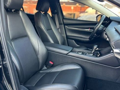 Used 2020 MAZDA MAZDA3 AWD Sedan w/ Preferred Package image 25