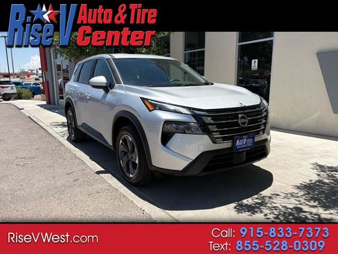 Used 2025 Nissan Rogue SV FWD image 1