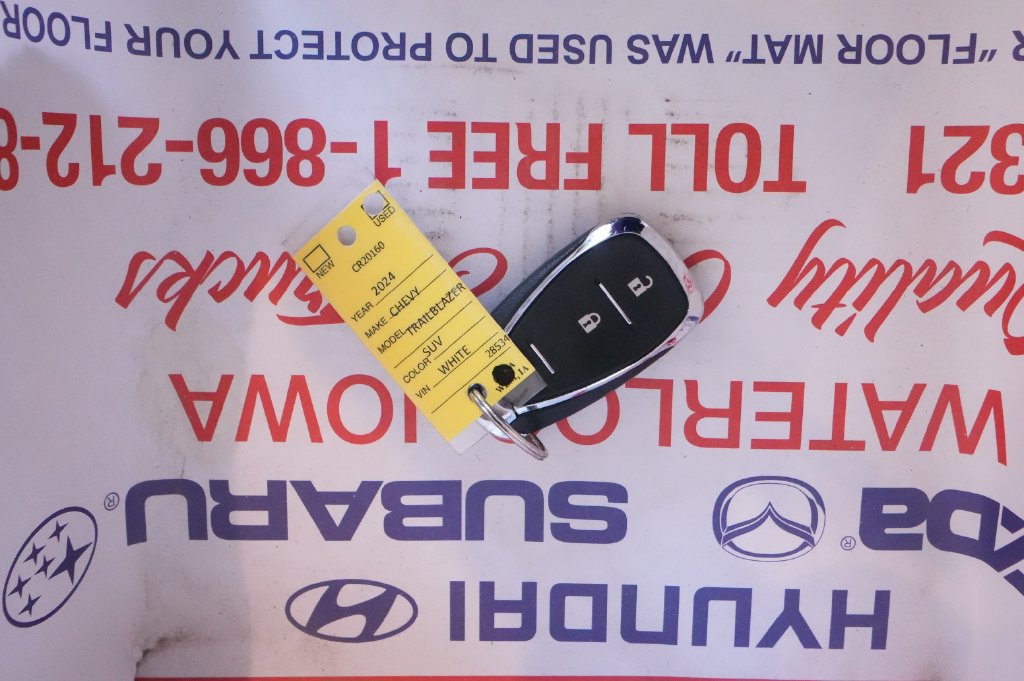 Used 2024 Chevrolet TrailBlazer LS FWD image 35