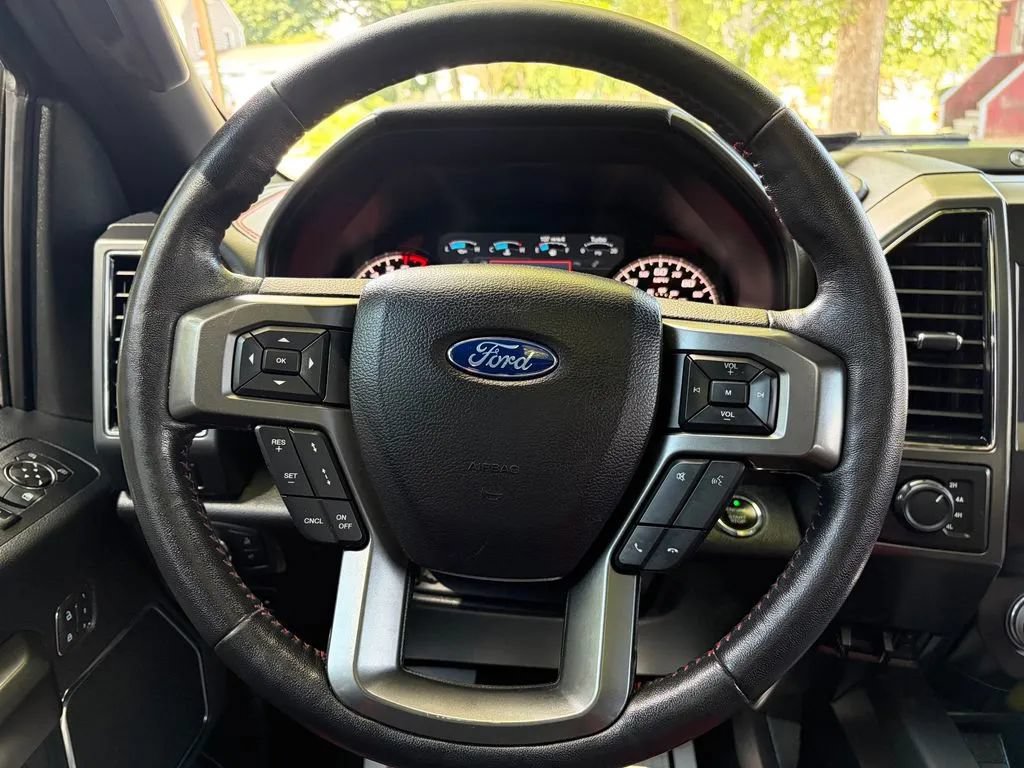 Used 2020 Ford F150 Lariat w/ Equipment Group 502A Luxury AWD/4WD image 19