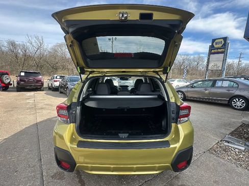 Used 2021 Subaru Crosstrek 2.5i Sport w/ Moonroof Package AWD/4WD image 15