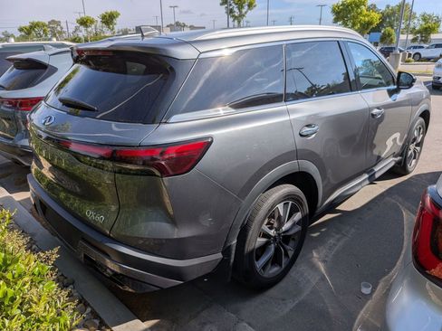 Used 2023 INFINITI QX60 Luxe image 2