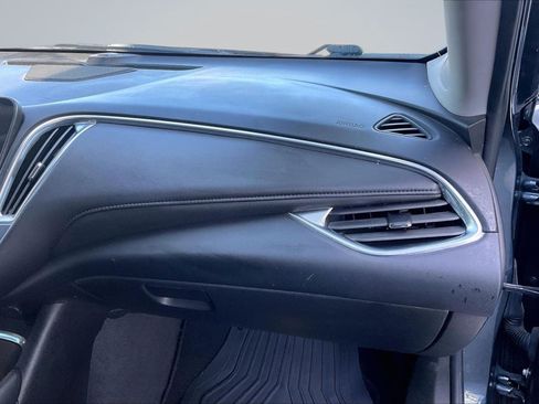 Used 2021 Chevrolet Malibu Premier FWD image 16