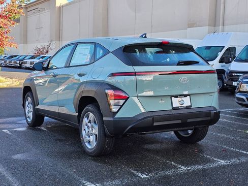 New 2026 Hyundai Kona SE image 5