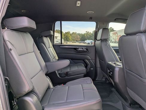 New 2026 Chevrolet Suburban RST w/ Comfort Package image 31