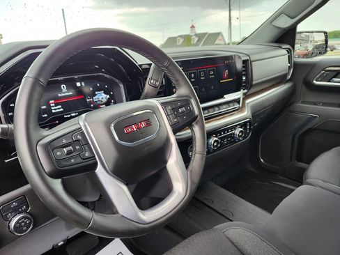 Used 2023 GMC Sierra 1500 Elevation AWD/4WD image 5