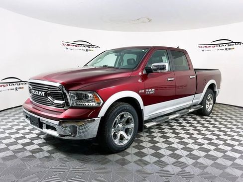 Used 2017 RAM 1500 Laramie w/ Convenience Group image 4
