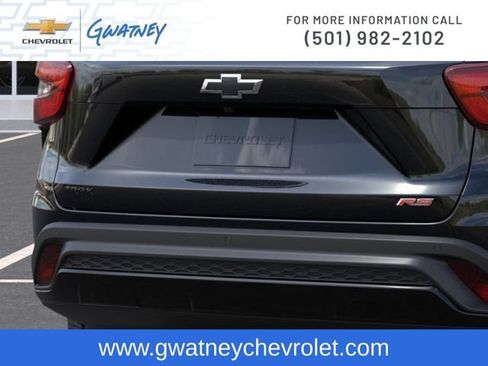 New 2026 Chevrolet Trax RS w/ Sunroof Package FWD image 14