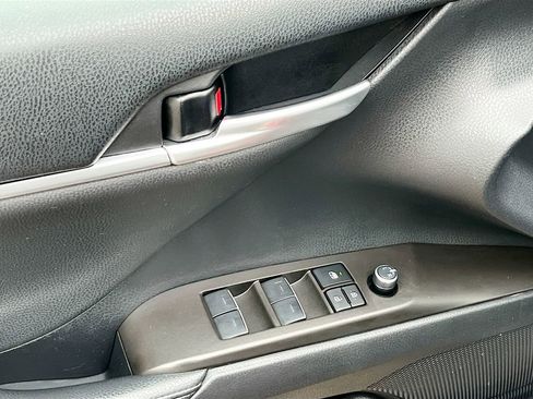 Used 2024 Toyota Camry XSE image 12