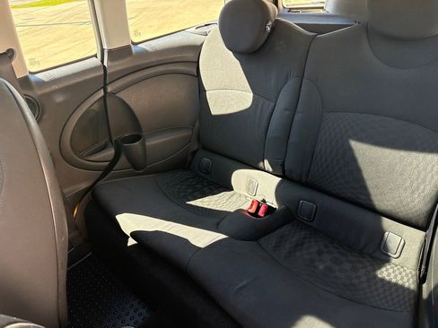 Used 2009 MINI Cooper Clubman Hardtop FWD image 15