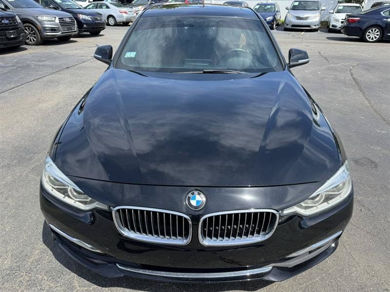 Used 2016 BMW 340i xDrive Sedan AWD/4WD image 9