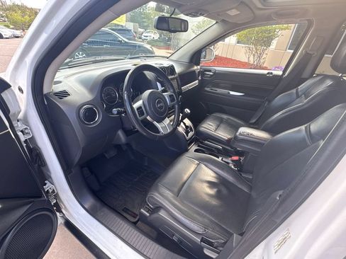 Used 2016 Jeep Compass High Altitude AWD/4WD image 23