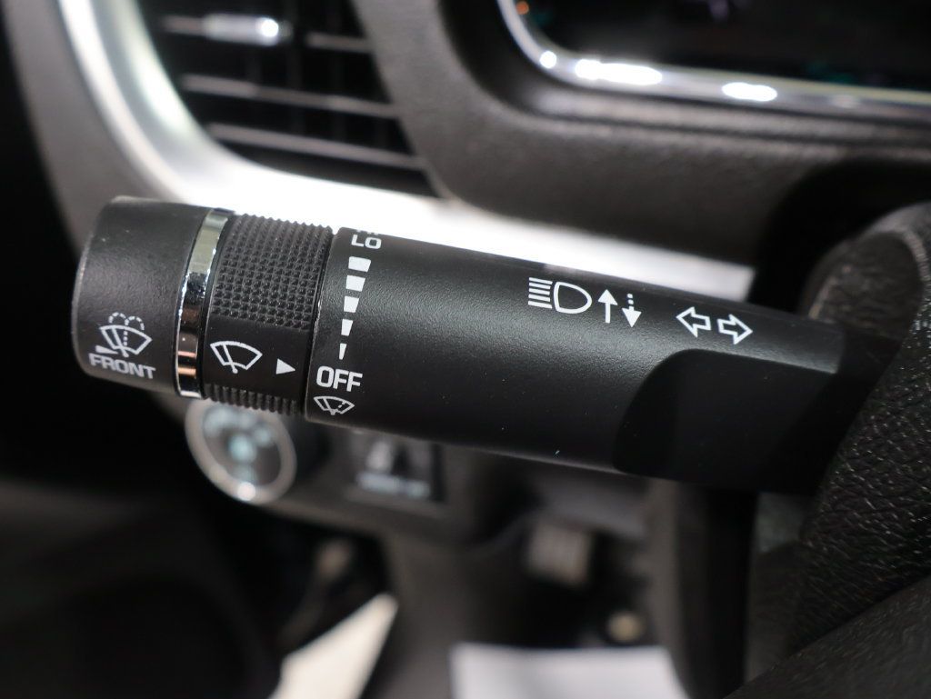 Used 2014 Chevrolet Traverse LT AWD/4WD image 35