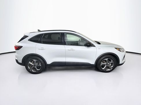 Used 2025 Ford Escape ST-Line FWD image 10