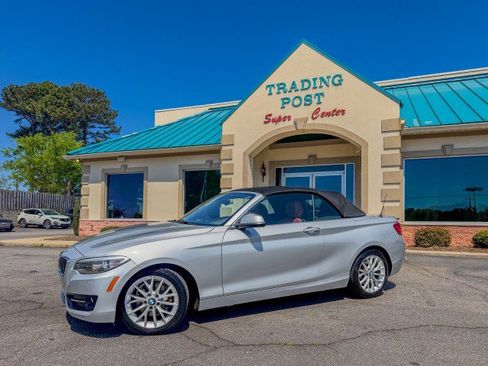 Used 2016 BMW 228i xDrive Convertible image 4