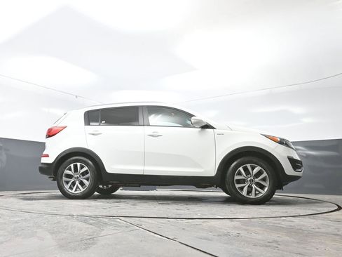 Used 2014 Kia Sportage LX image 44