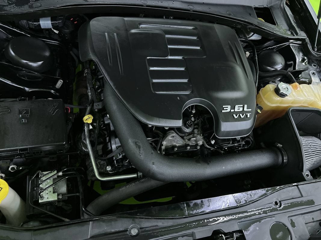 Used 2018 Chrysler 300 S RWD image 20
