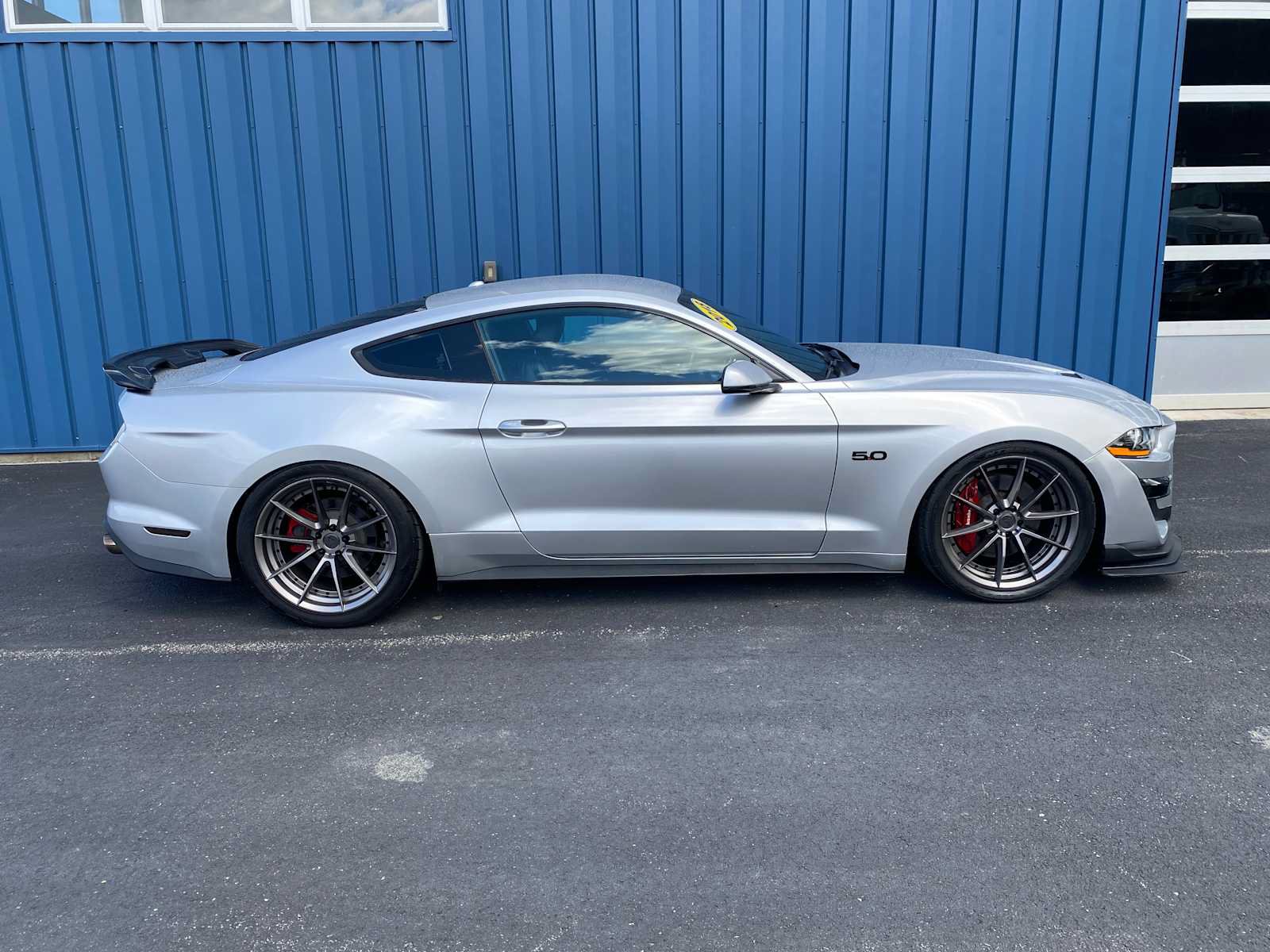 Used 2018 Ford Mustang GT Premium RWD image 14