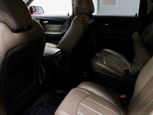 Used 2017 GMC Acadia Limited SLT AWD/4WD image 18