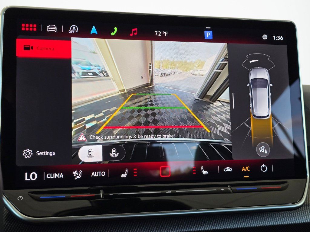 New 2026 Volkswagen GTI SE FWD image 24