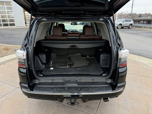 Used 2017 Toyota 4Runner Limited image 8