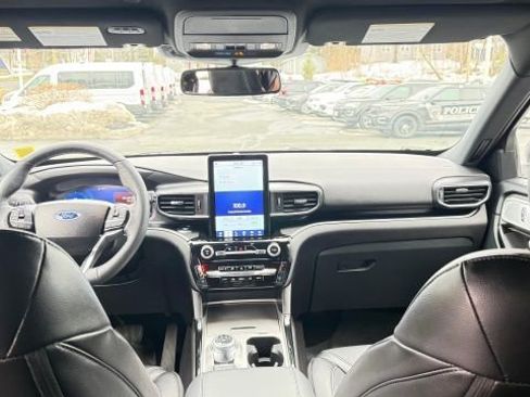 Used 2024 Ford Explorer ST w/ Equipment Group 401A image 27