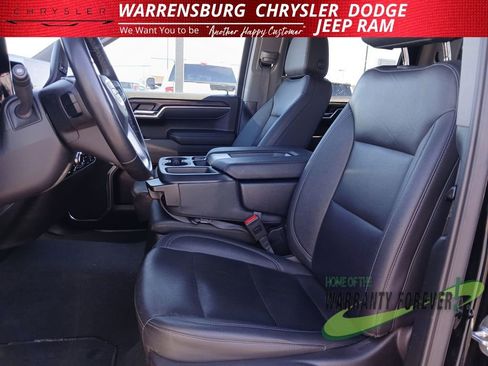 Used 2025 GMC Sierra 1500 SLT image 13