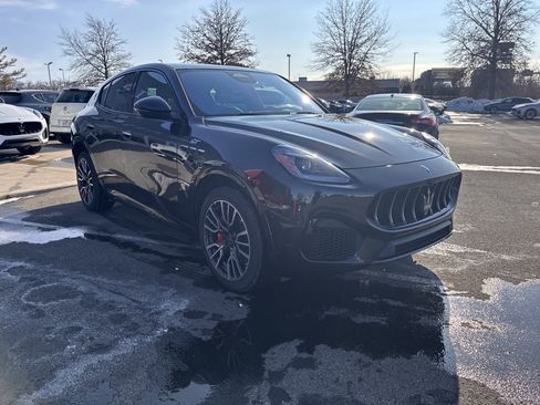 Used 2023 Maserati Grecale GT image 4