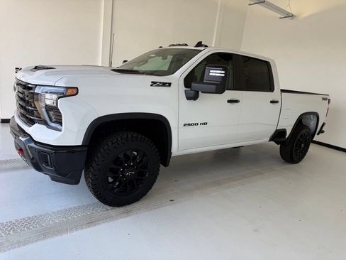 New 2026 Chevrolet Silverado 2500 LT w/ Trail Boss Package AWD/4WD image 17
