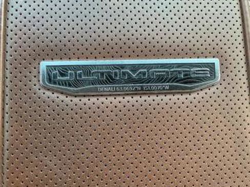 Used 2024 GMC Sierra 2500 Denali Ultimate image 16