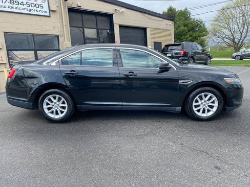 Used 2015 Ford Taurus SE FWD image 2