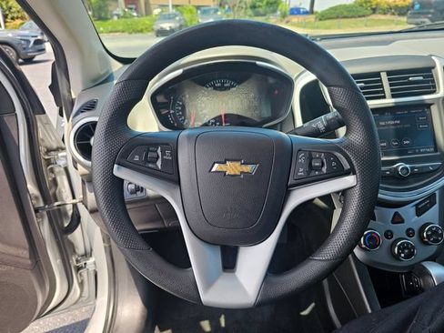 Used 2020 Chevrolet Sonic LT FWD image 23