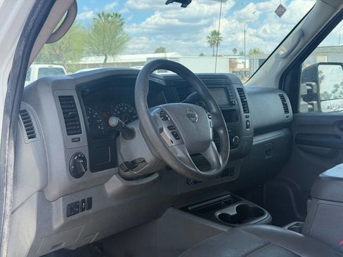 Used 2020 Nissan NV 2500 SV w/ Navigation Package image 16