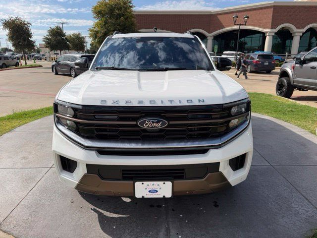Used 2025 Ford Expedition King Ranch AWD/4WD image 2