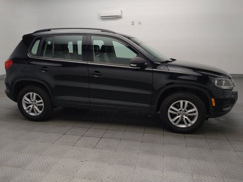 Used 2017 Volkswagen Tiguan S FWD image 11