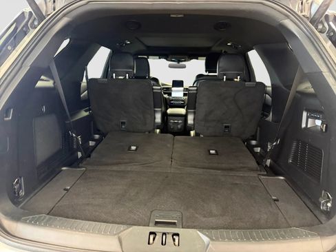 Used 2020 Ford Explorer ST w/ Premium Technology Package AWD/4WD image 17