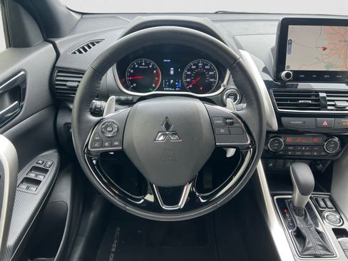 Used 2023 Mitsubishi Eclipse Cross SEL image 13