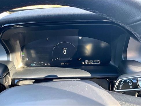 Used 2023 Lincoln Nautilus AWD w/ Premium Package image 20