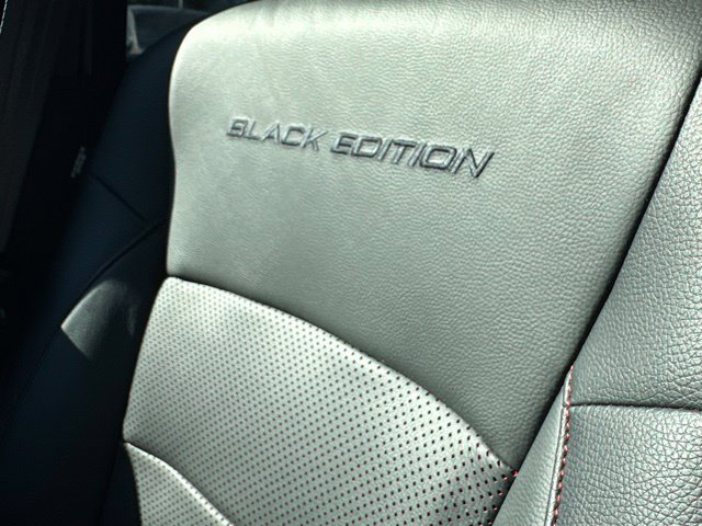 Used 2025 Honda Ridgeline Black Edition image 3