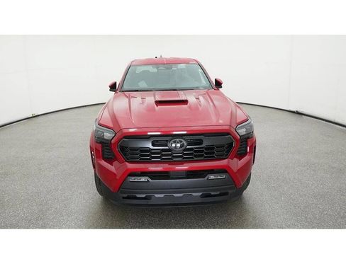 Used 2025 Toyota Tacoma TRD Sport AWD/4WD image 20