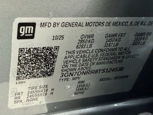 New 2026 Chevrolet Equinox EV LT image 34