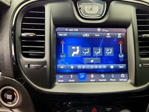 Used 2019 Chrysler 300 S RWD image 18