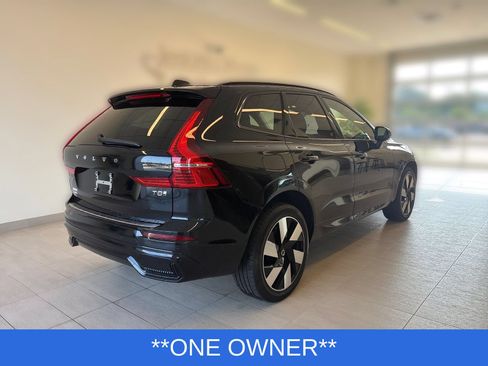 Used 2025 Volvo XC60 T8 Plus w/ Protection Package Premier AWD/4WD image 2